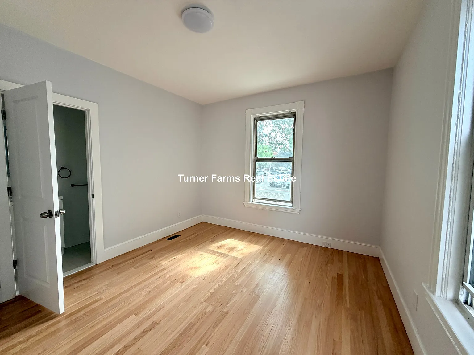 4 Saint Paul St — Photo 4