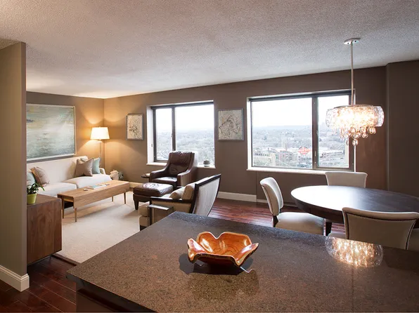 19 S 1st St APT B1904, Minneapolis, MN 55401