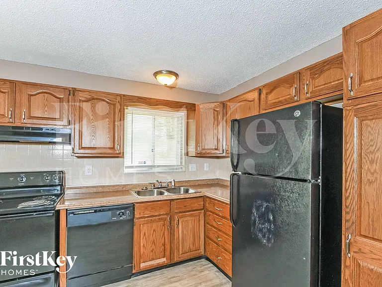 12810 Verwood Dr — Photo 6