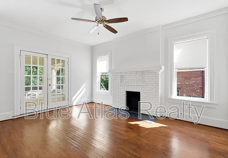 4914 Victor St #3 — Photo 3