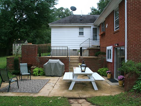 Multi-level back porch