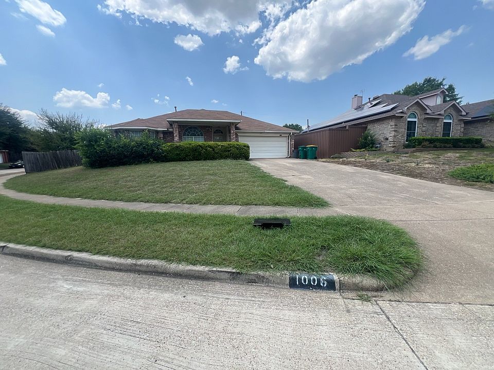 1st image of 1006 Hines Dr