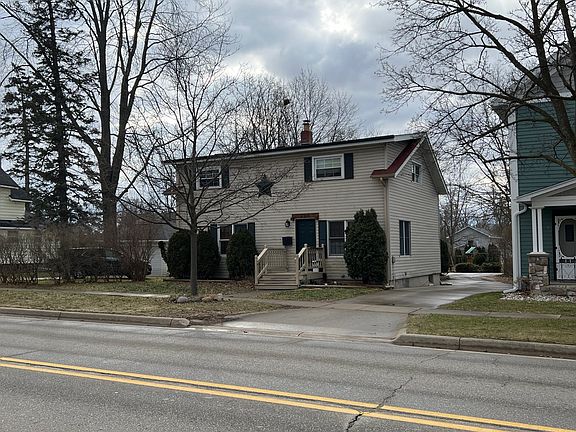 2nd image of 408 E Main St