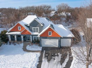 6640 Walnut Dr, Minnetrista, MN 55364