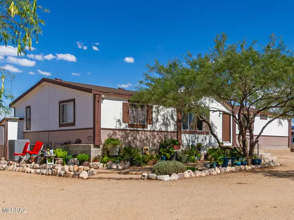 13715 E Greystokes Dr, Vail, AZ 85641