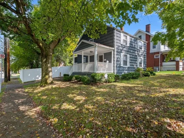 575 Thornton St, Sharon, PA 16146