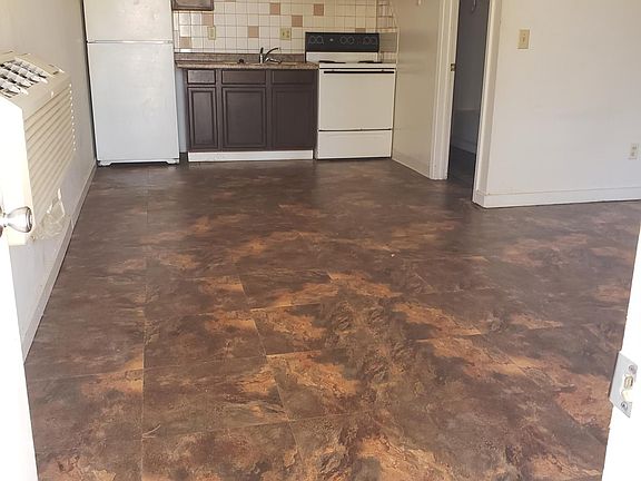5th image of 272 Hudson Ave APT F