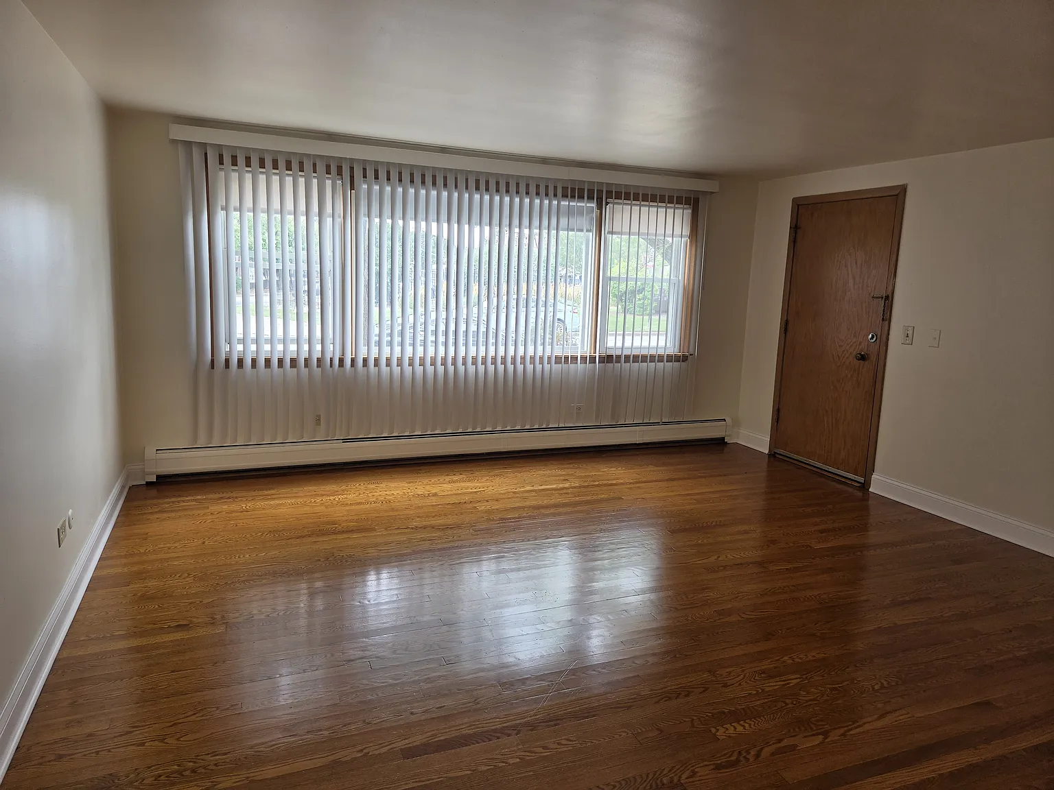 2 bed, $1,700 — Photo 2