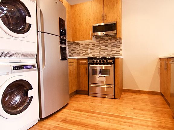 2nd image of 1158 Fulton St #2