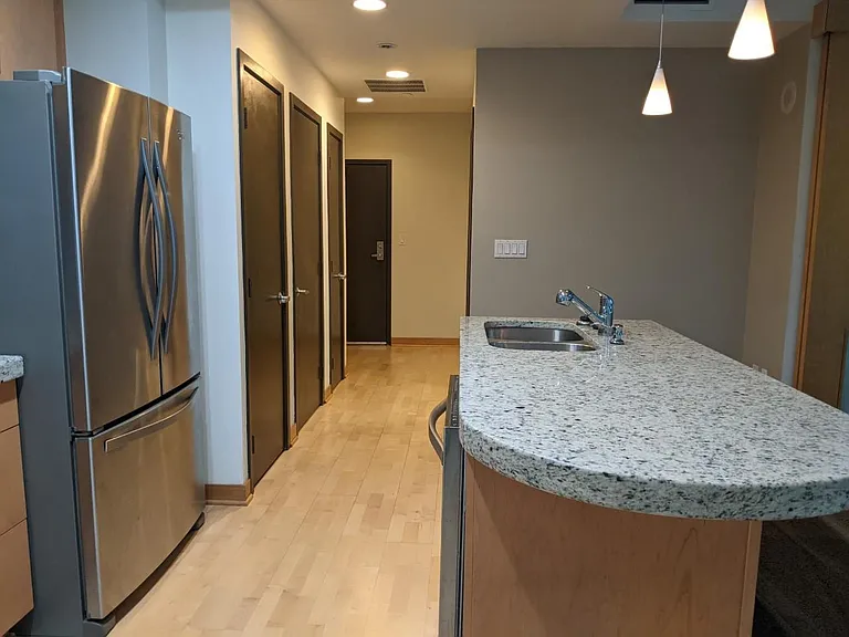 2716 Elliott Ave #306 — Photo 7
