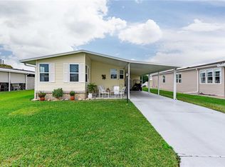 5744 Cheyenne St, Zephyrhills, FL 33542