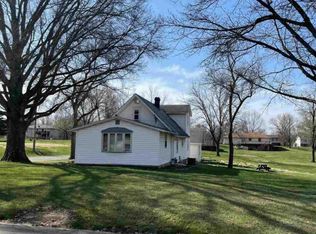 1305 NW 39th St, Topeka, KS 66618