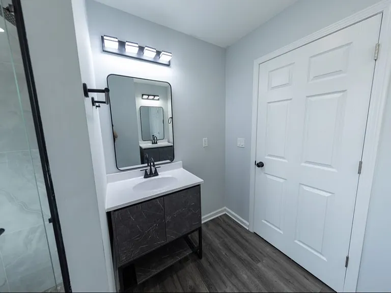512 N Warren Ave — Photo 12