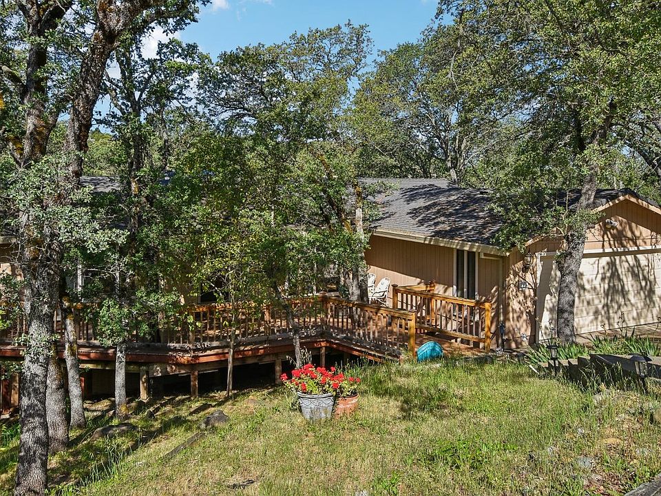 1st image of 825 Stoneman Way