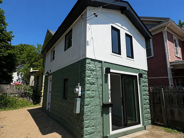 73 W Pierpont St — Photo 1