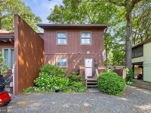 79 Sussex St #1, Rehoboth Beach, DE 19971