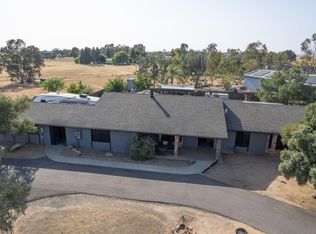 11377 N Fowler Ave, Clovis, CA 93619