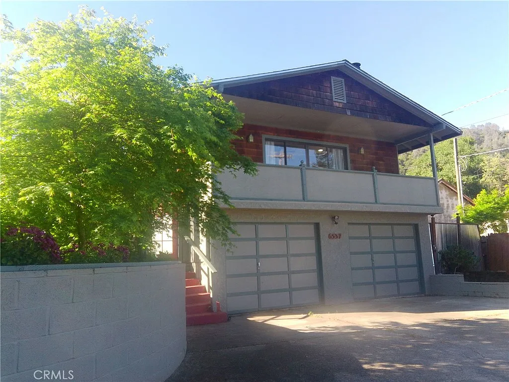 6537 Forest View Dr photo 1
