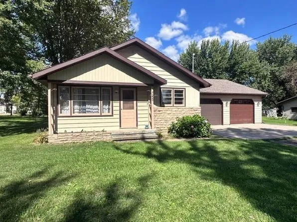 220 2ND STREET, Milladore, WI 54454