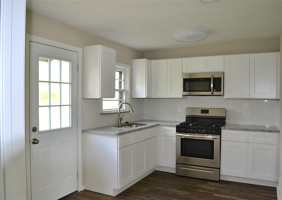 1st image of 11905 Gaiter Dr