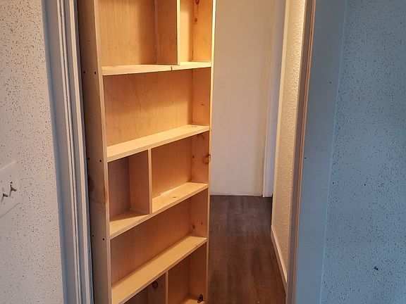 2nd image of 1110 Wolf St #2