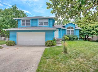 2517 Southwood Dr, Champaign, IL