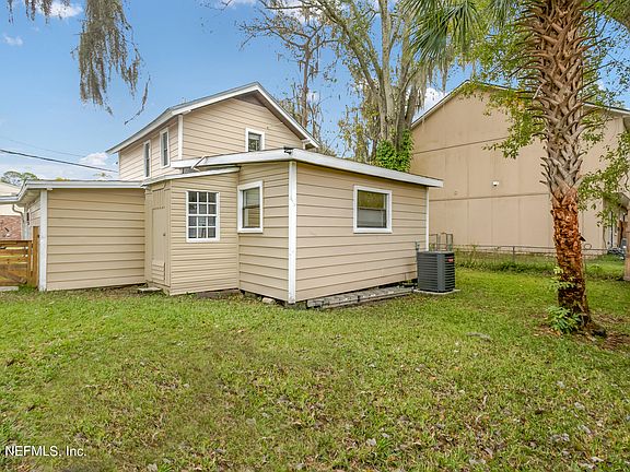4th image of 3454 Drew St