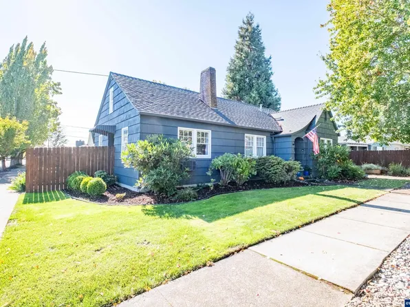 906 11th Ave SW, Albany, OR 97321