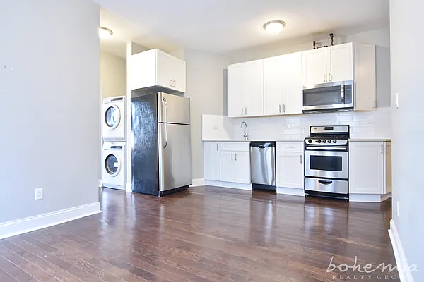 Rented by Bohemia Realty Group | media 19