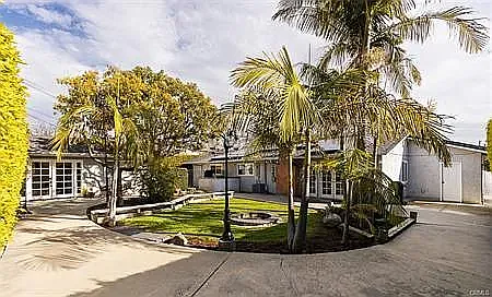 2219 E Altura Ave — Photo 30