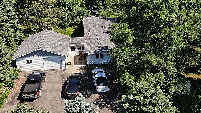 2nd image of 11902 Valley View Rd