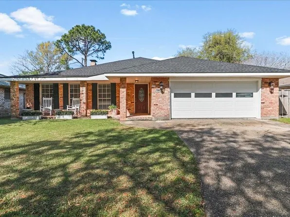 94 W Imperial Dr, Harahan, LA 70123