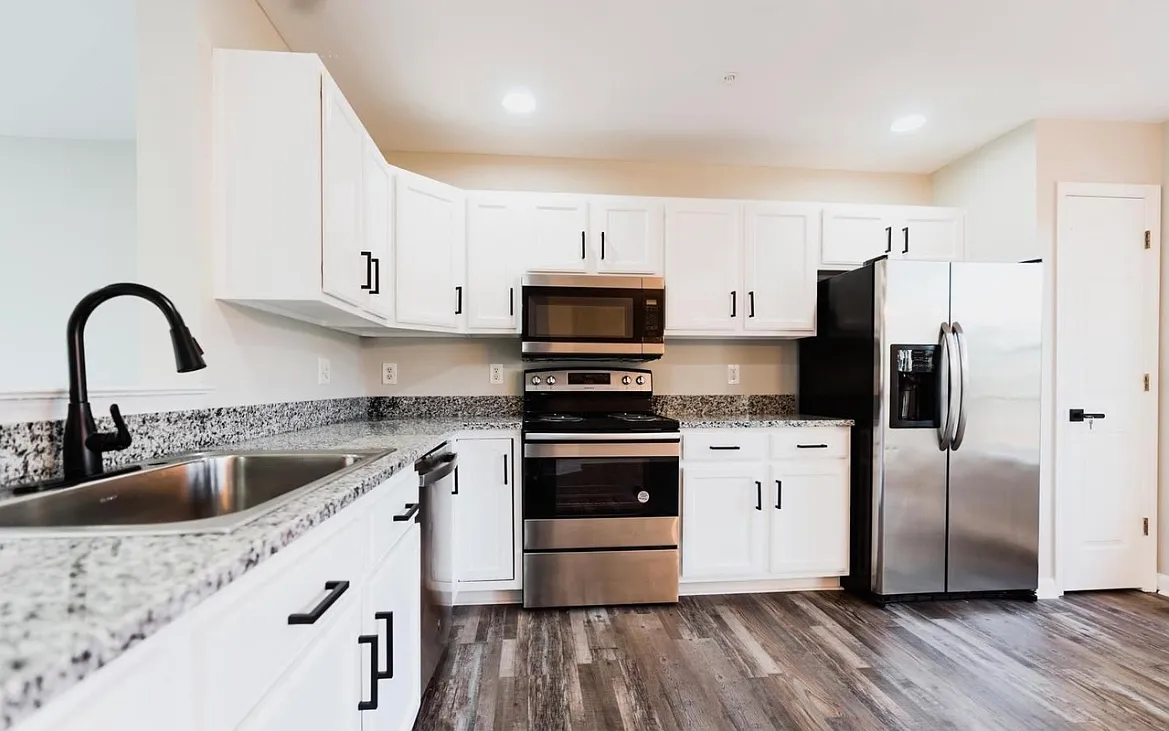 3 bed, 2.5 bath, 1720 sqft, $2,622 — Photo 4