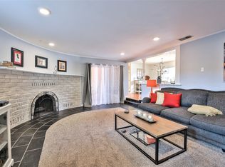 326 Hannalei Dr, Vista, CA 92083