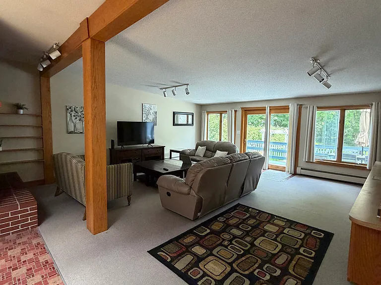 63 Fletcher St #2 — Photo 9