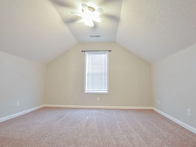 1759 Butternut Dr — Photo 17