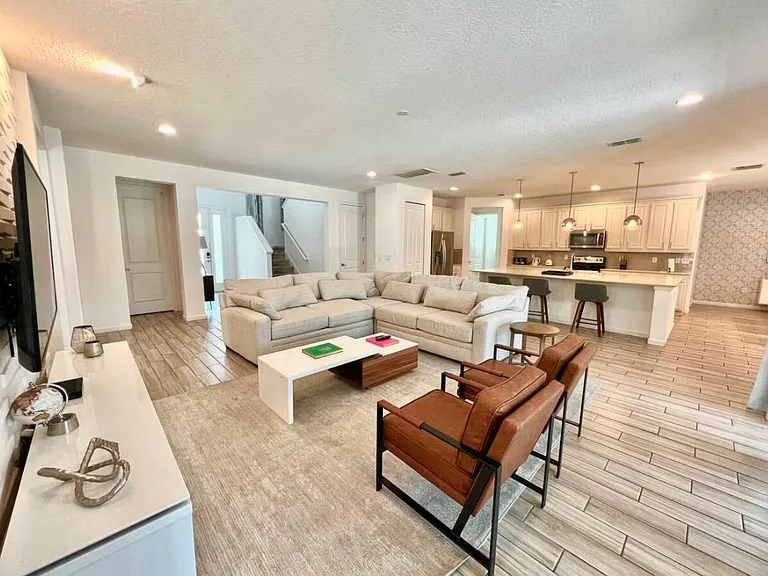 3871 Sonoma Blvd — Photo 18