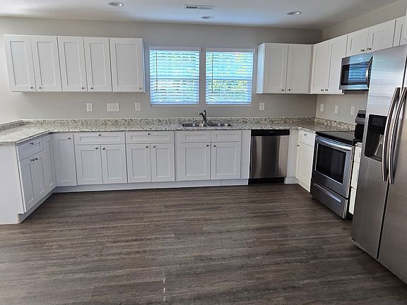 2nd image of 1151 Bentley Ct