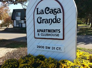 2932 SW 31st Ct APT 102, Topeka, KS 66614