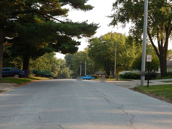 4th image of 1208 Highland Ave