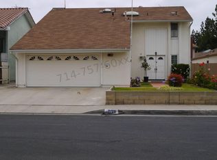 3729 S Woodland Pl, Santa Ana, CA 92707