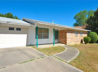 1305 Cozby St S, Benbrook, TX 76126