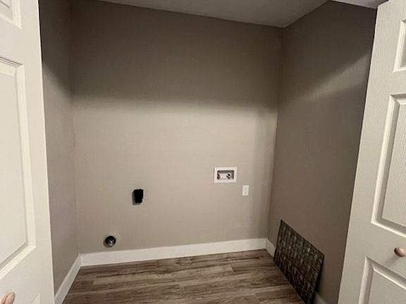 5th image of 1457 Green St