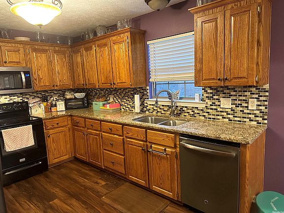 2nd image of 38 Krooked Kreek Cir