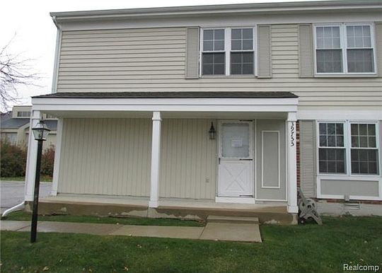 1st image of 39755 Village Wood Ln #379