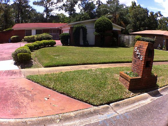 5th image of 8328 Earl Cir W