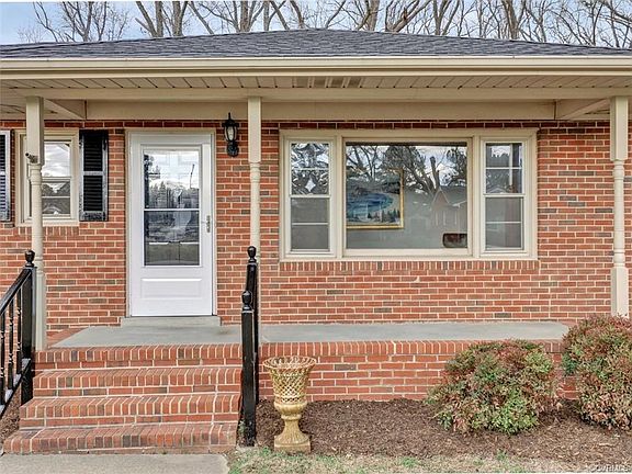 4th image of 2206 Arbor Dr