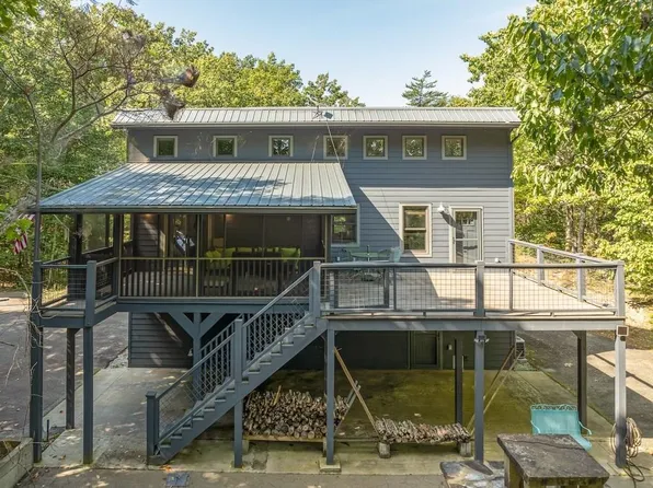 214 Dickerson Dr, Ellijay, GA 30536