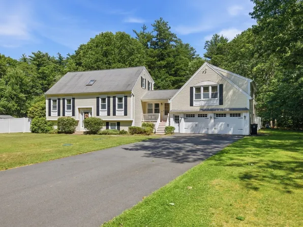 16 Fairview Farm Rd, Haverhill, MA 01832