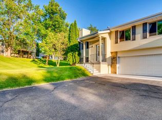 3820 Laurel Ct, Eagan, MN 55122